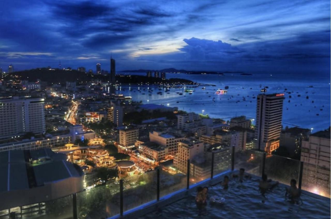 The Base Central Pattaya By Wwc 外观 照片