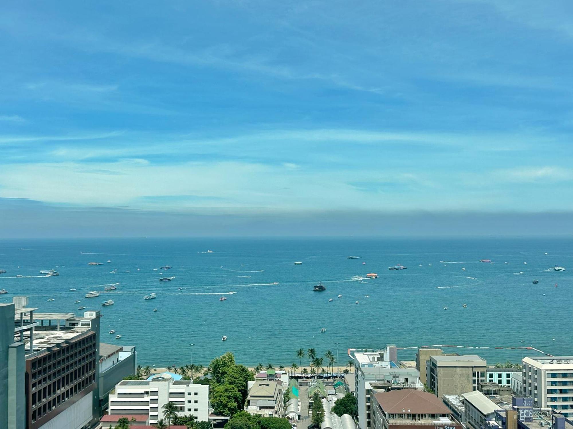 The Base Central Pattaya By Wwc 外观 照片